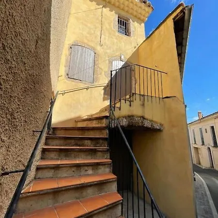 Maison De Village Holiday home Peret