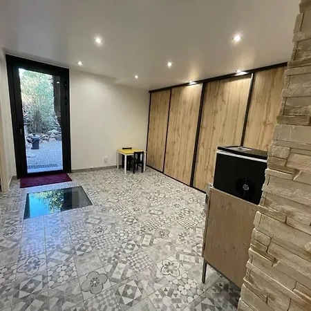 Maison De Village Peret